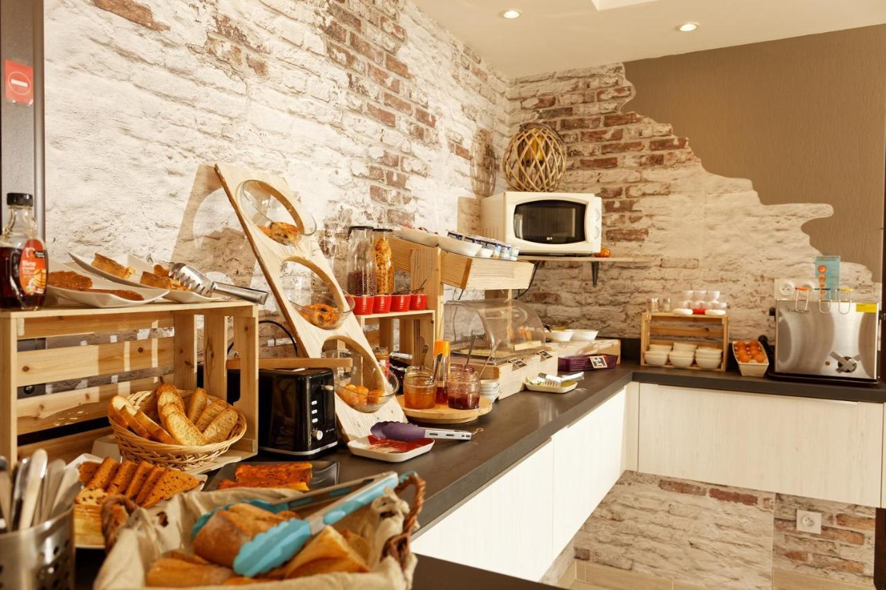 Hotel Les Gabarres Tour-de-Faure 외부 사진