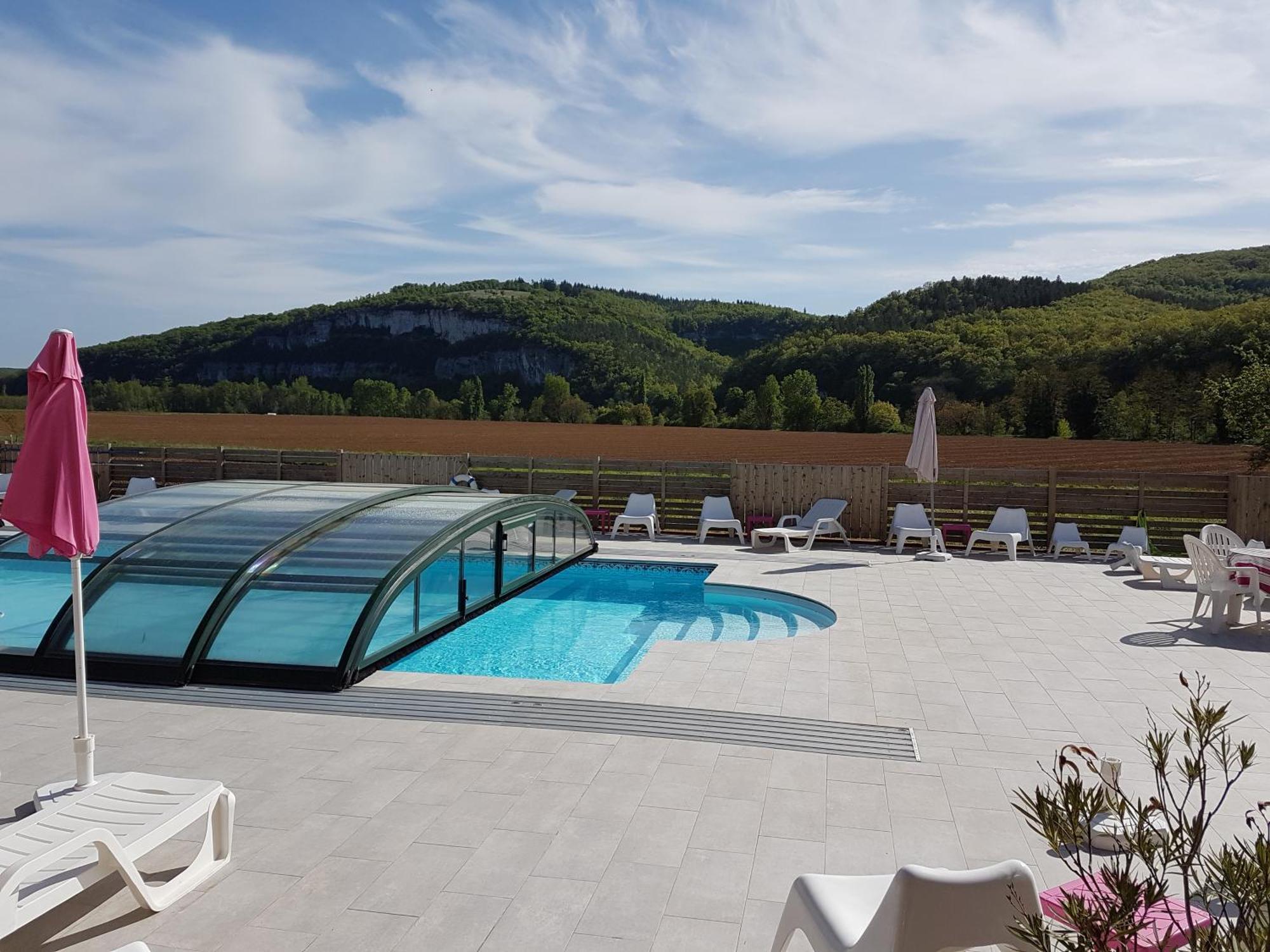 Hotel Les Gabarres Tour-de-Faure 외부 사진