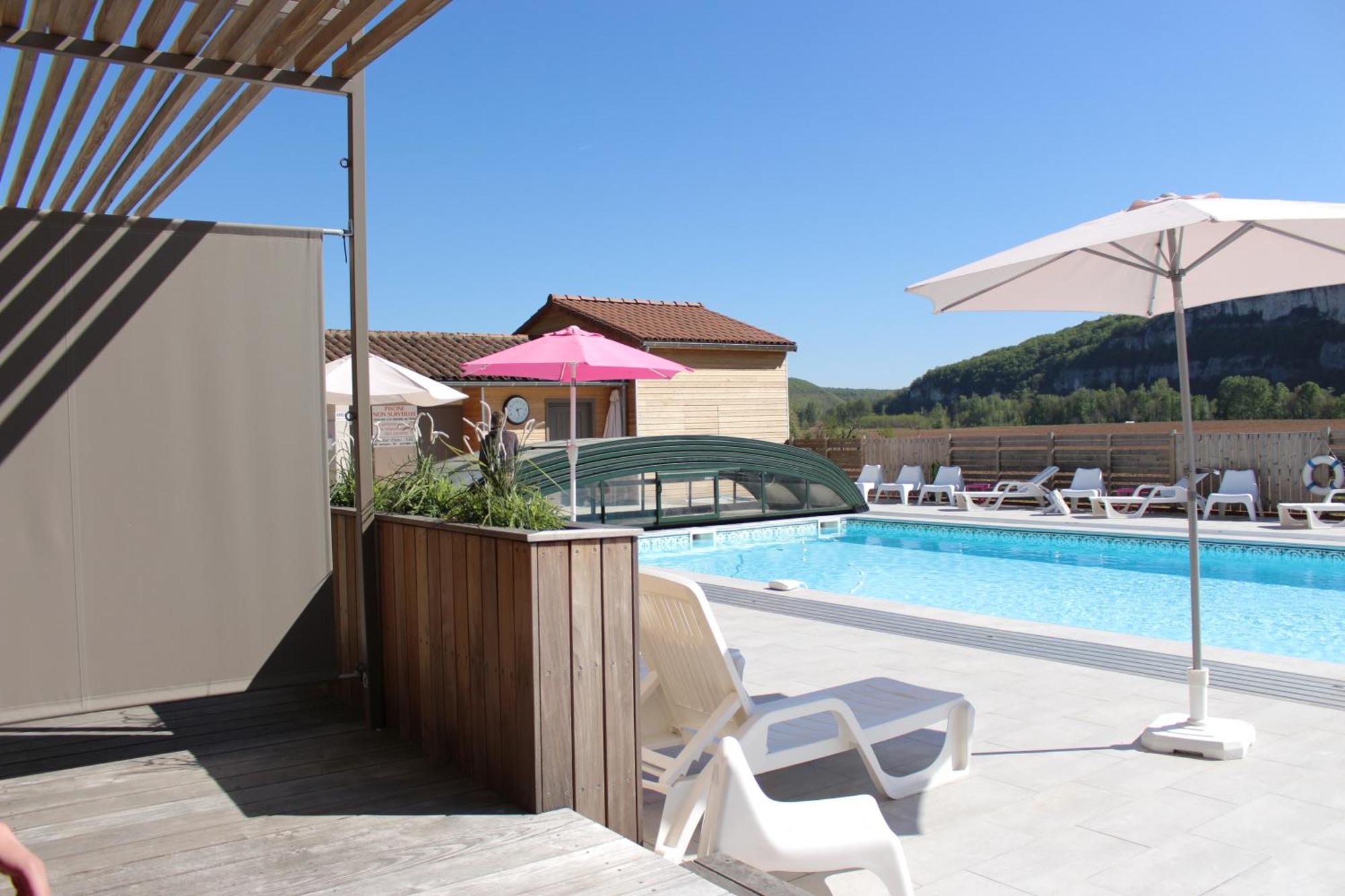 Hotel Les Gabarres Tour-de-Faure 외부 사진
