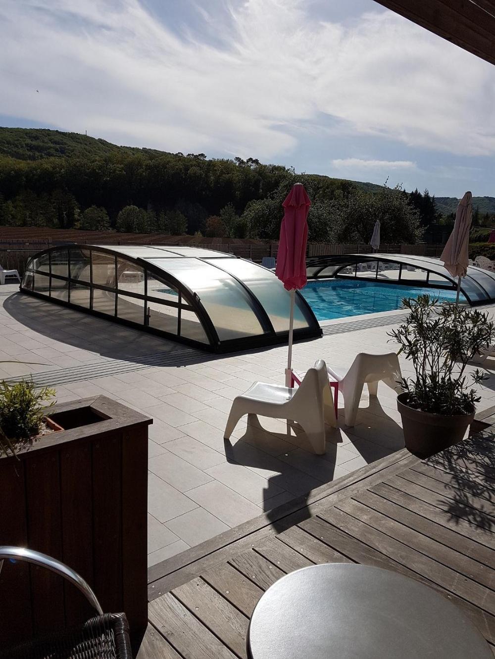 Hotel Les Gabarres Tour-de-Faure 객실 사진